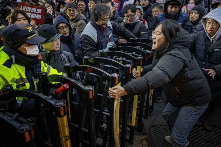 Image: South Korea Descends Into Crisis After Lawmakers Overturn President's Declaration Of Martial Law